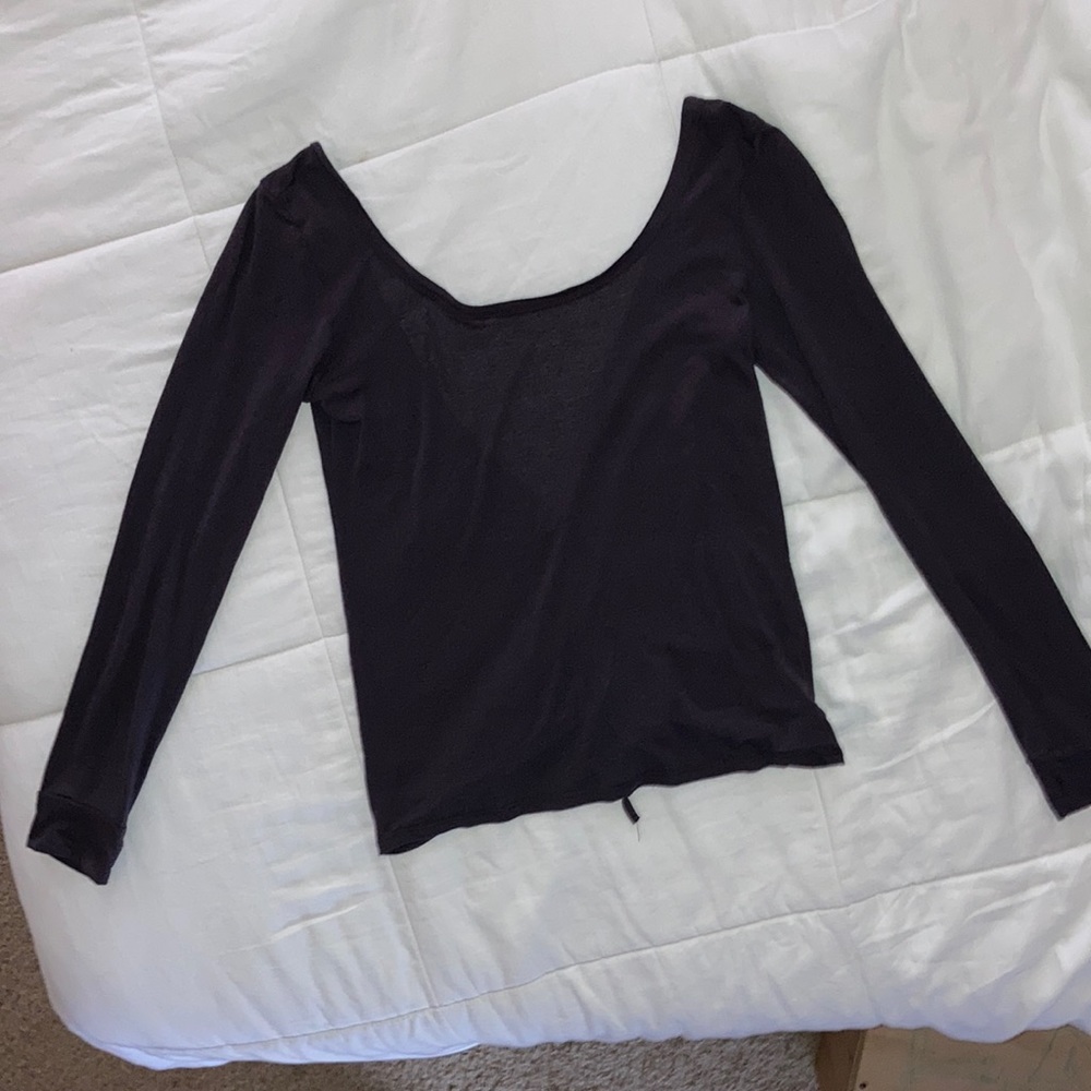 Namast’eh Long Sleeve open back dark plum Top size small Made in Canada